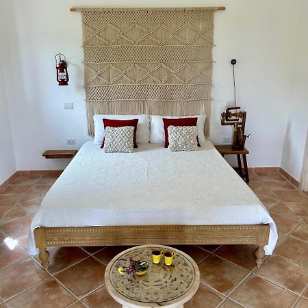 Macciuneddu Country Retreat Golfo Aranci Bagian luar foto