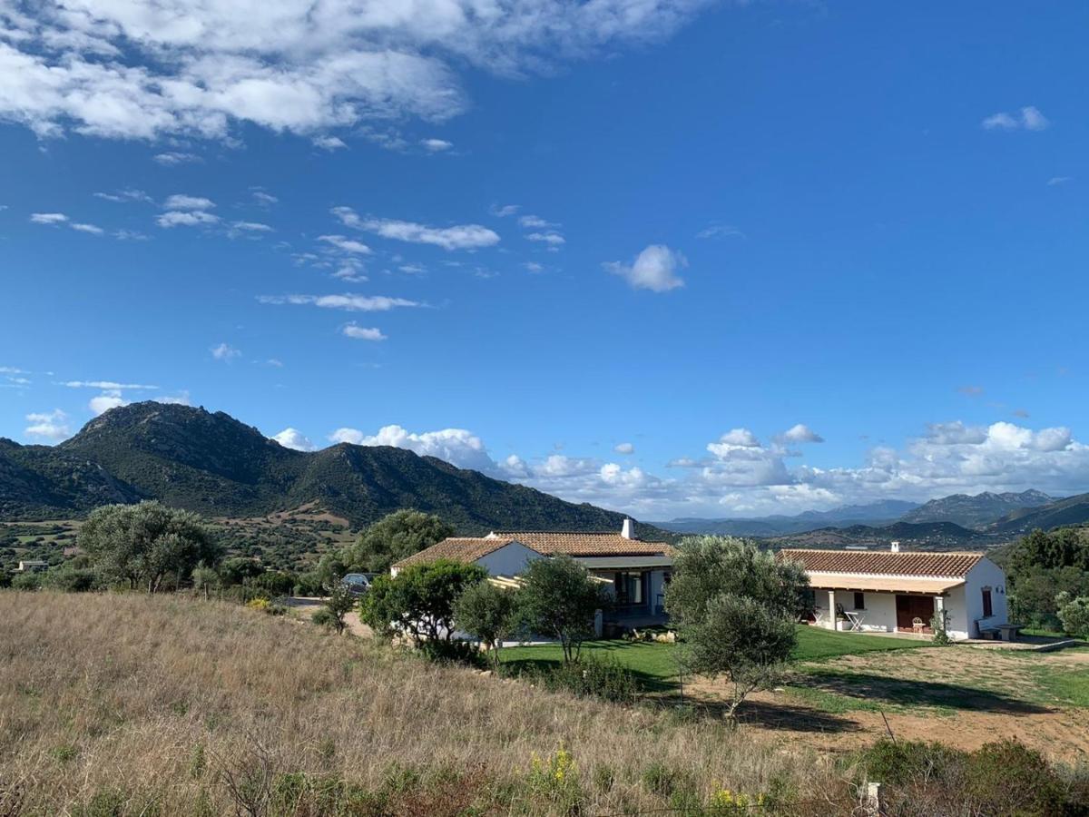 Macciuneddu Country Retreat Golfo Aranci Bagian luar foto
