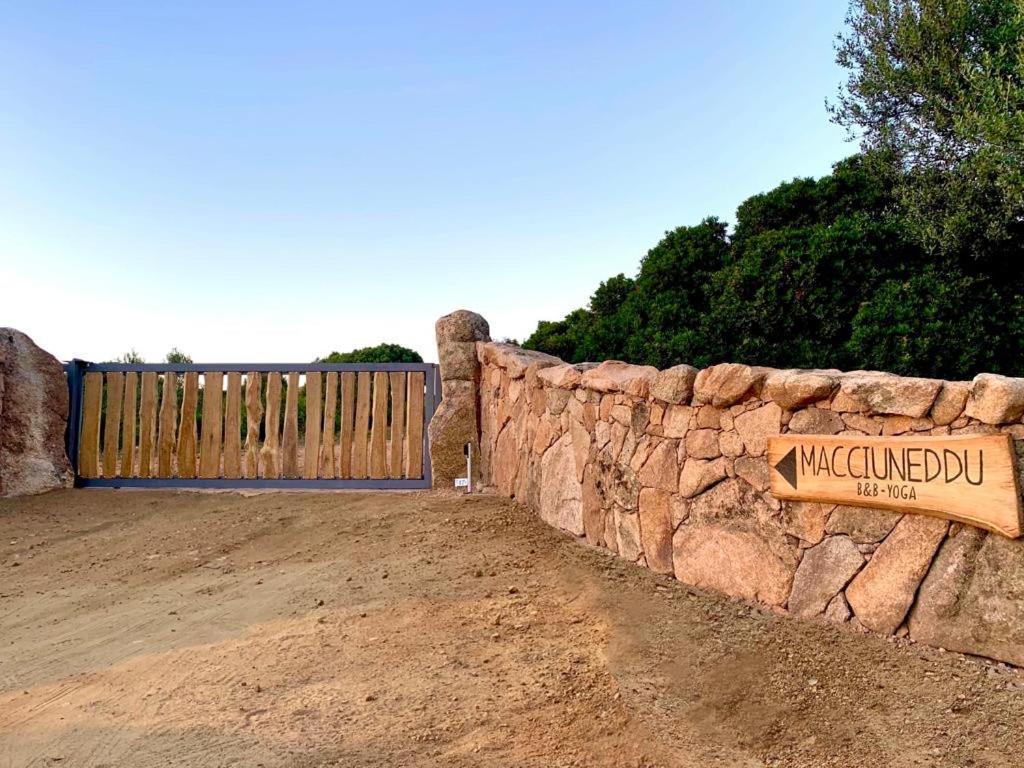 Macciuneddu Country Retreat Golfo Aranci Bagian luar foto